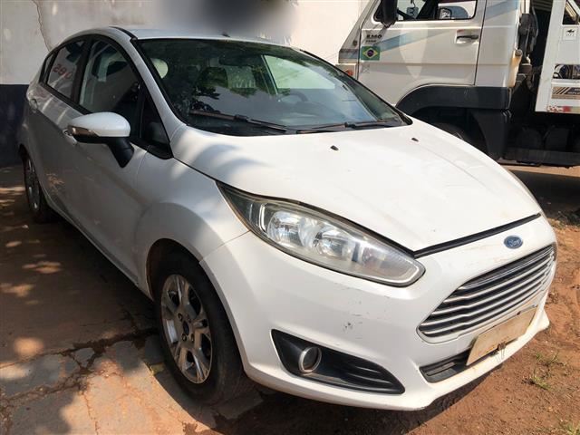 FORD FIESTA HA 15L SE ANO 2014 FORD FIESTA HA 15L SE ANO 2014