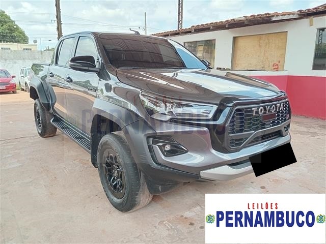 TOYOTA HILUX  TOYOTA HILUX